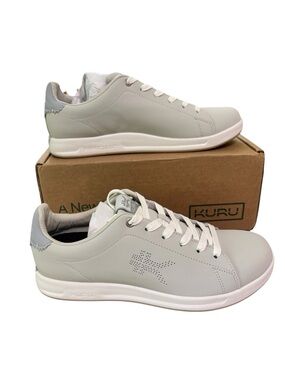 KURU Roam Shoes Womens Size 11 Bone Gray Cloud Gray Leather Sneakers Comfort